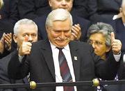 1989年东欧剧变:第一个倒下“多米诺骨牌”的波兰