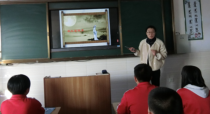 用爱托起明天的太阳—北票市桃园初级中学创建品牌学校纪实