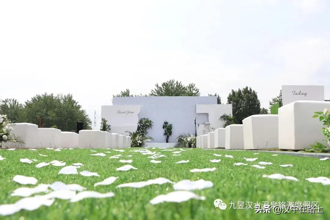 汉中温泉推荐,汉中泡温泉的地方一日游