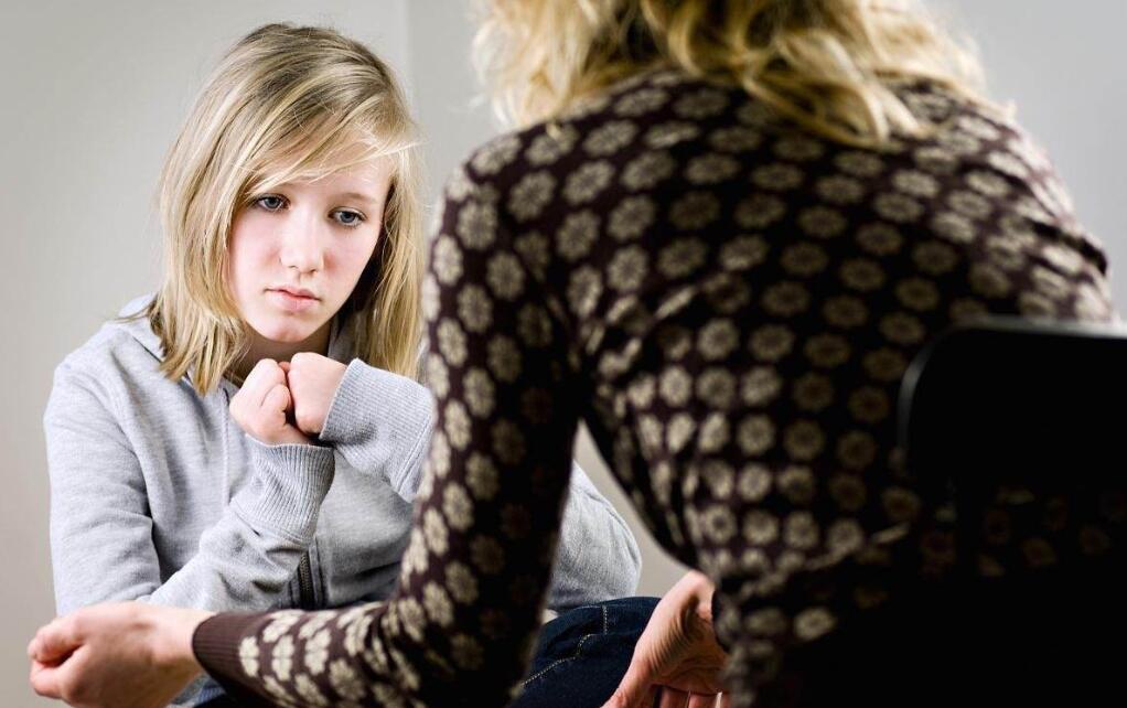 心理学家约翰·瑞迪:孩子宅在家里对大脑没有好处