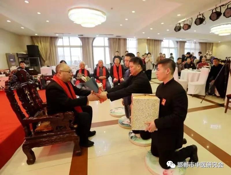 中医师承拜师仪式上徒弟的发言,福建省名中医师承拜师仪式