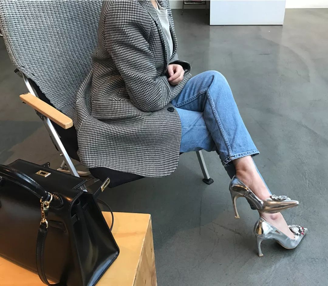 闊╁墽濂充富绌挎惌鍝佺墝,闊╁墽濂宠绌挎惌鍝佺墝