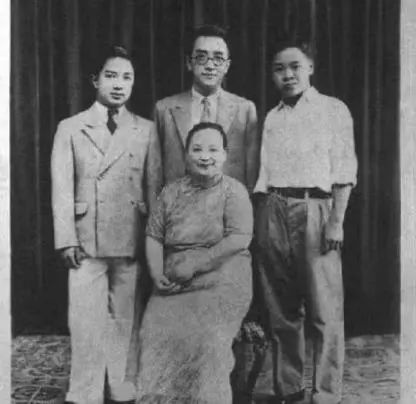 历史上对胡适负面评价,胡适为何能将包办婚姻走到最后