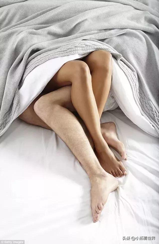 澳大利亚女生每月陪睡3次！自曝糖宝*规则潜**