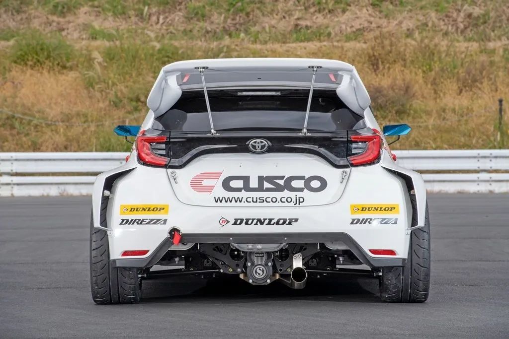 丰田gr雅力士改装拉力赛,丰田雅力士gr雪天漂移