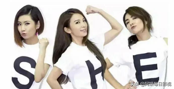 淡黄的长裙蓬松的头发blackpink,淡黄的长裙蓬松的头发rapper翻唱