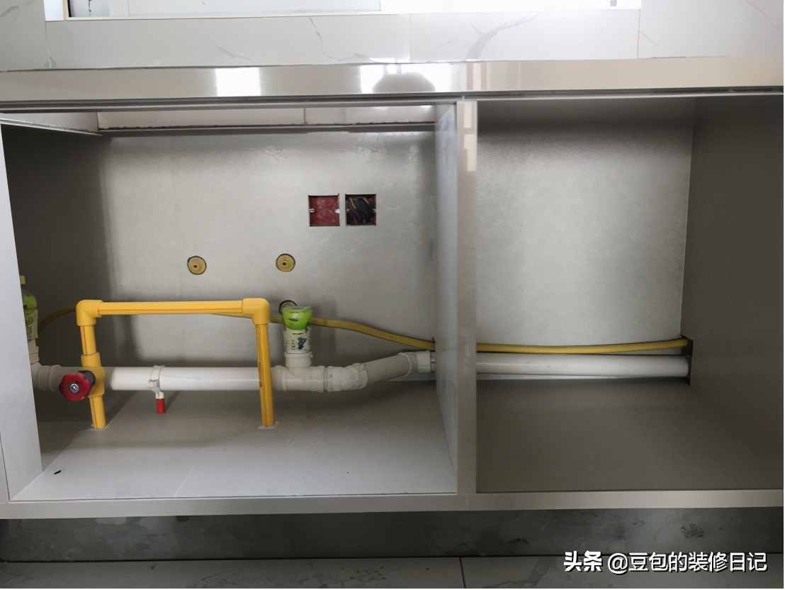 用瓷砖做的橱柜效果怎么样,什么样的瓷砖适合做橱柜