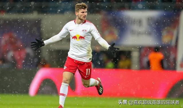 你的孩子想踢球，你会花钱送他去专业的足球学校么？还是继续上学