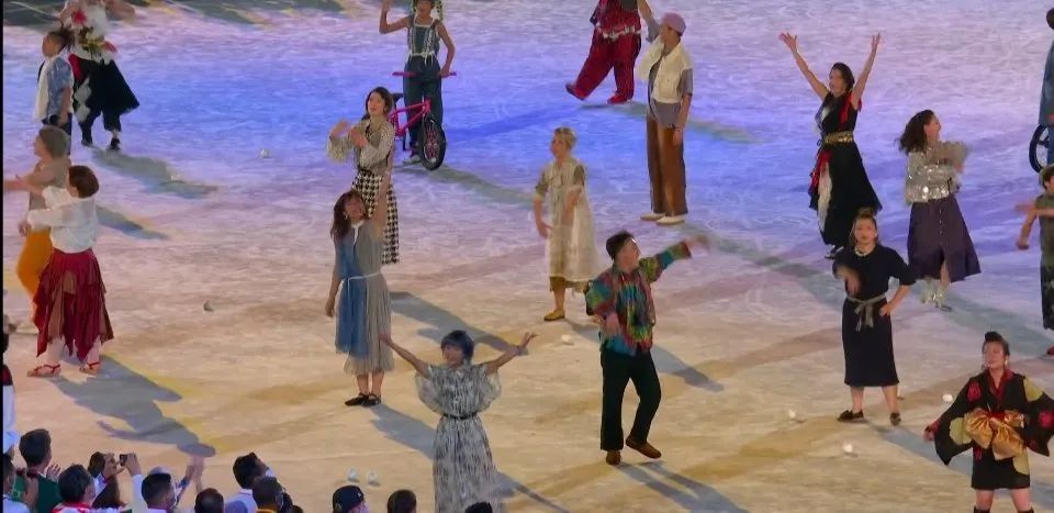 看日本东京奥运会开幕式,日本人看待东京奥运会闭幕式