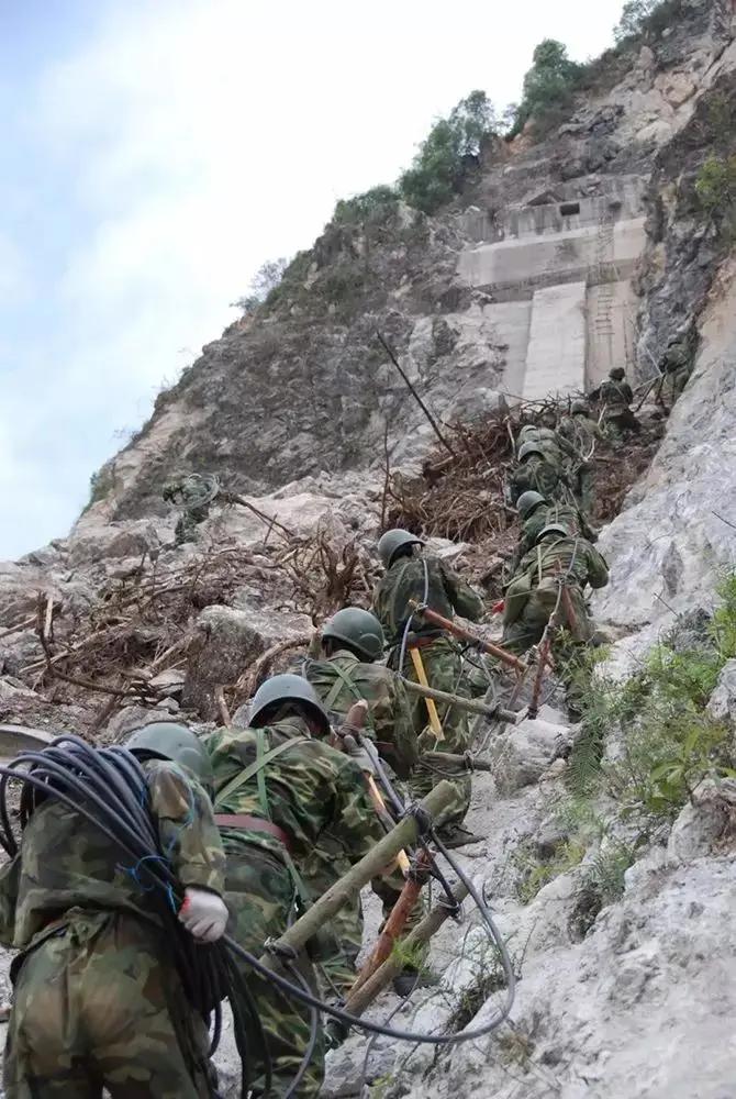 汶川地震亲历的真实事件,汶川地震发生后哪些事件让你难忘