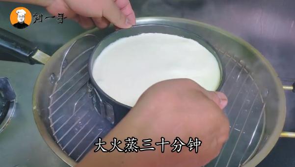 不用烤箱做的蛋糕也不用电饭煲,不用烤箱不用低筋面粉做出的蛋糕