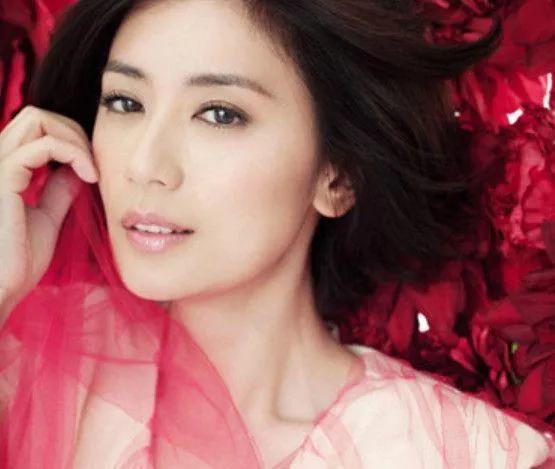 至尊红颜贾静雯在线观看,至尊红颜贾静雯回眸