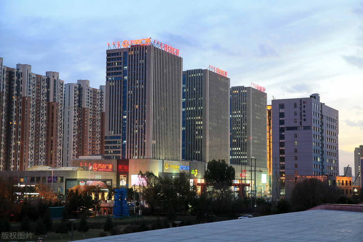 商业综合体带动周边房价,商业发展带动城市片区发展