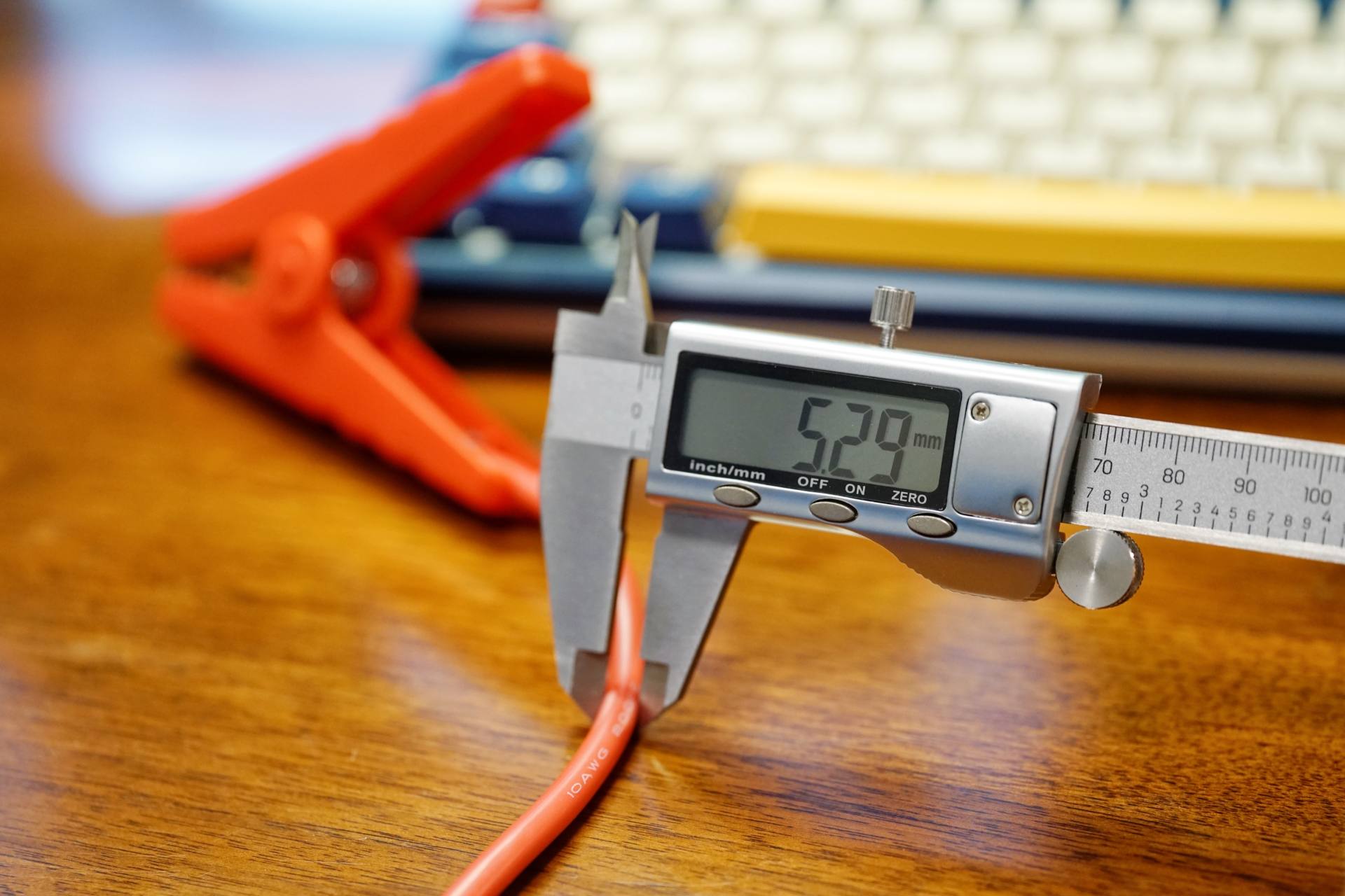 12-24伏汽车应急启动电源哪个好,汽车应急启动电源16.8v会烧马达吗