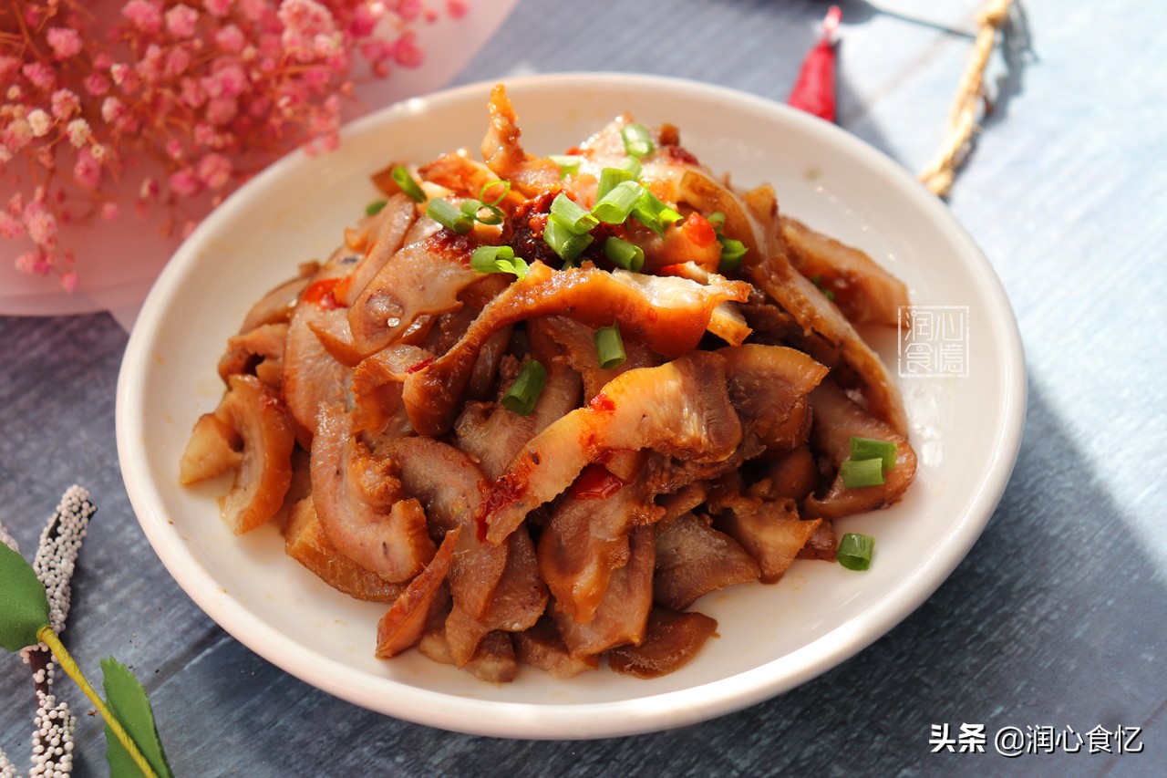 卤菜店的猪头肉卖多少钱一斤合适,卤味猪头肉