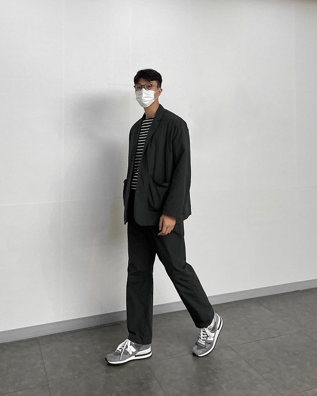 轻熟西装穿搭指南,韩系轻熟风西装外套男薄海蓝色