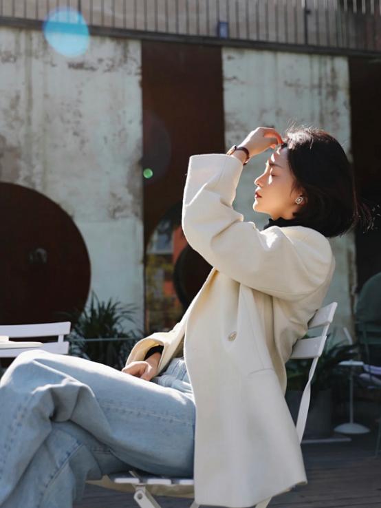 35岁到40的女人怎么穿衣搭配,三十几岁的女人适合什么穿衣风格