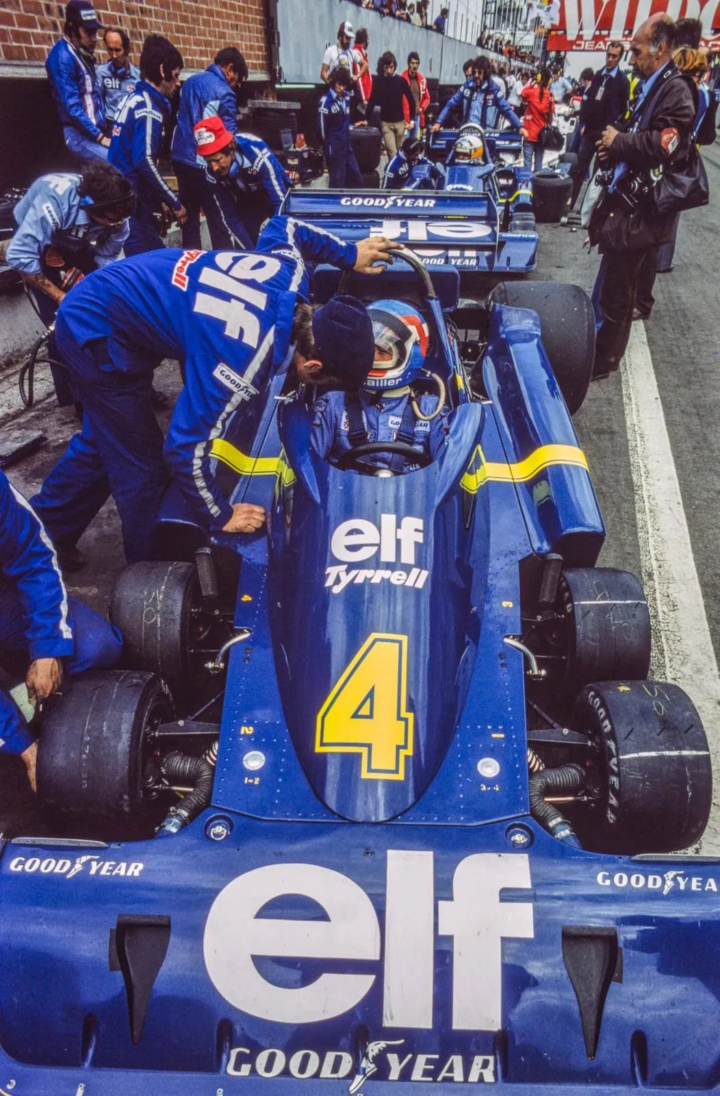 奔驰s八个黑科技,奔驰s有些什么黑科技