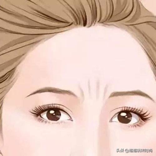 女人人中最近出现了皱纹,女人脸上有明显的皱纹是多少岁了