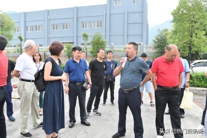 五丰黎红2.5升花椒油官方旗舰店,五丰黎红的花椒油是冷榨吗