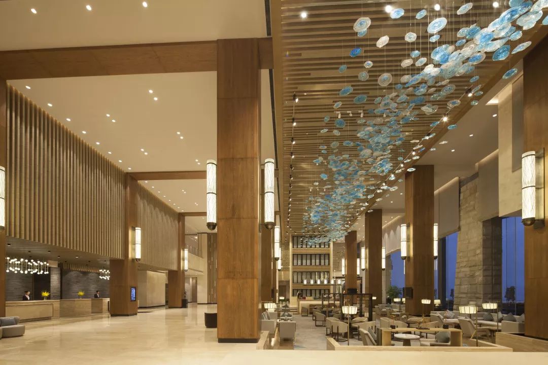 ￥998/2晚-超酷炫船型酒店！直面江湖双景！五星豪华游轮！