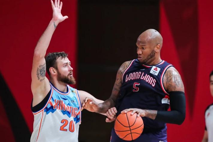 双塔1-2不敌兰基雷迪,四大分卫搭配奥尼尔能夺三连冠吗