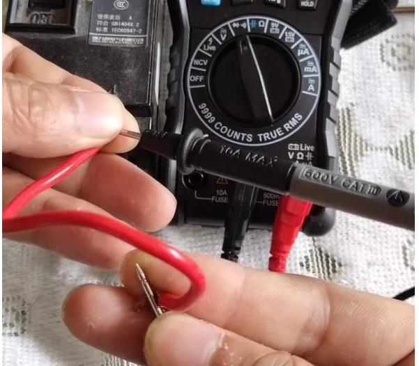 电气控制中数字万用表的使用方法,电气工程师用什么万用表