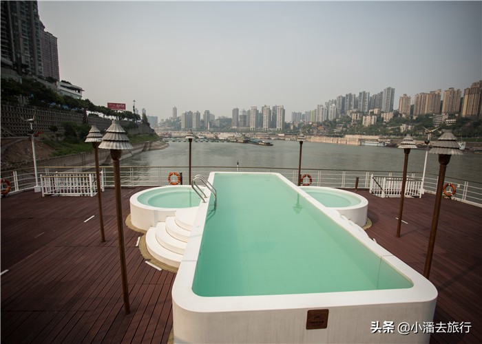 长江三峡游轮大全,长江三峡中的游轮