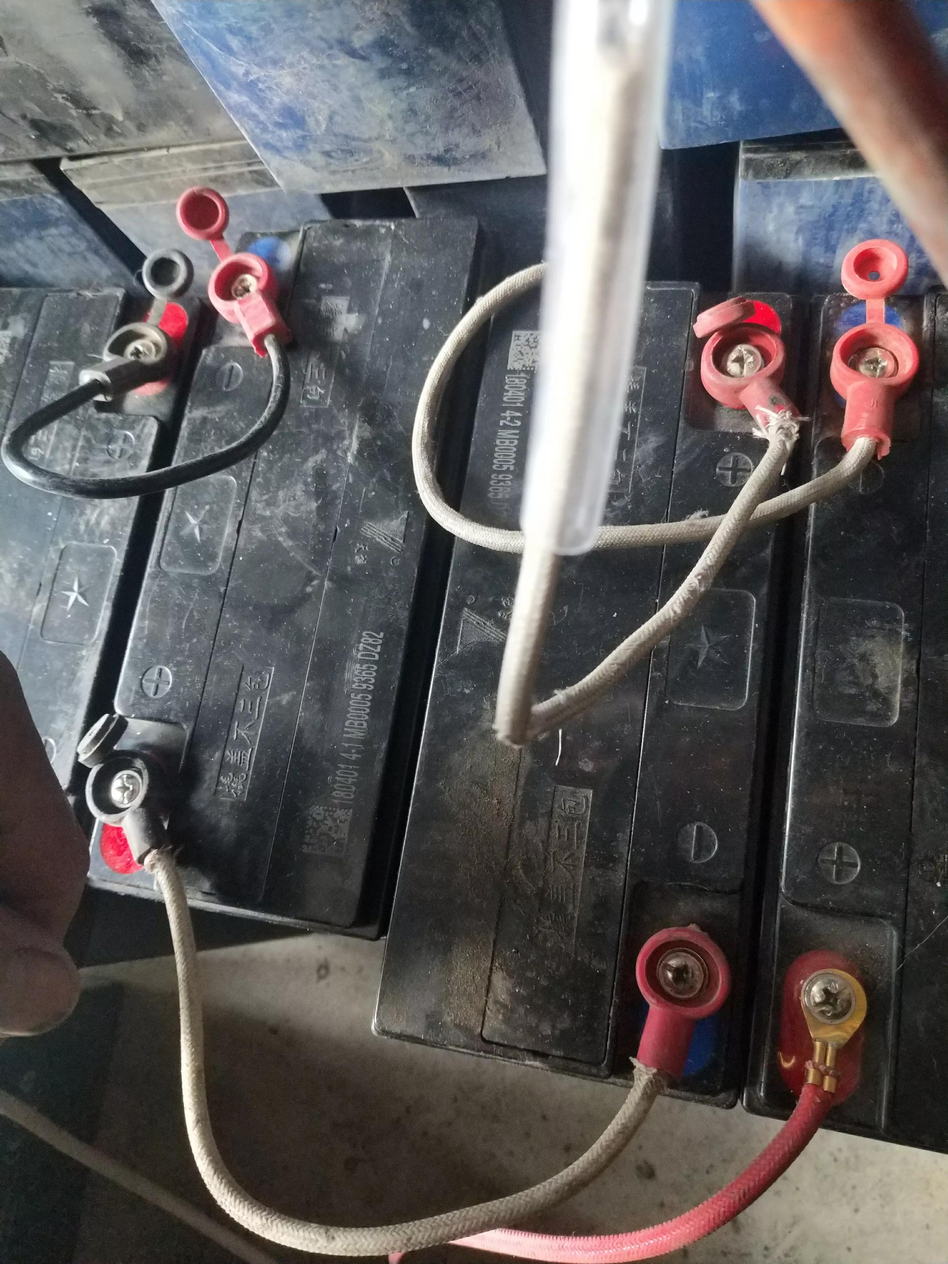 电动车电池鼓包会导致充不满电吗,电动车电池鼓包充不上电怎么办