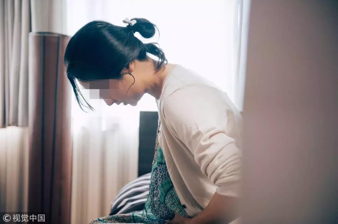 女子肚子竟像怀孕5个月,未婚女子肚子离奇变大