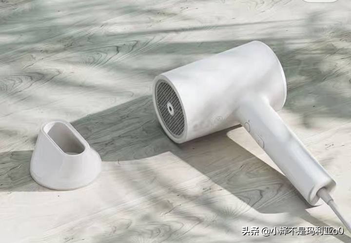 如何挑选一款吹风机,吹风机选购主要看什么