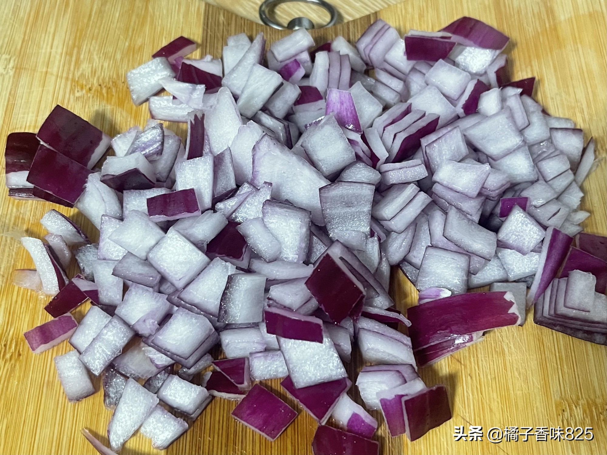 长豇豆怎么做成面食吃,豇豆和什么菜配做出来好吃