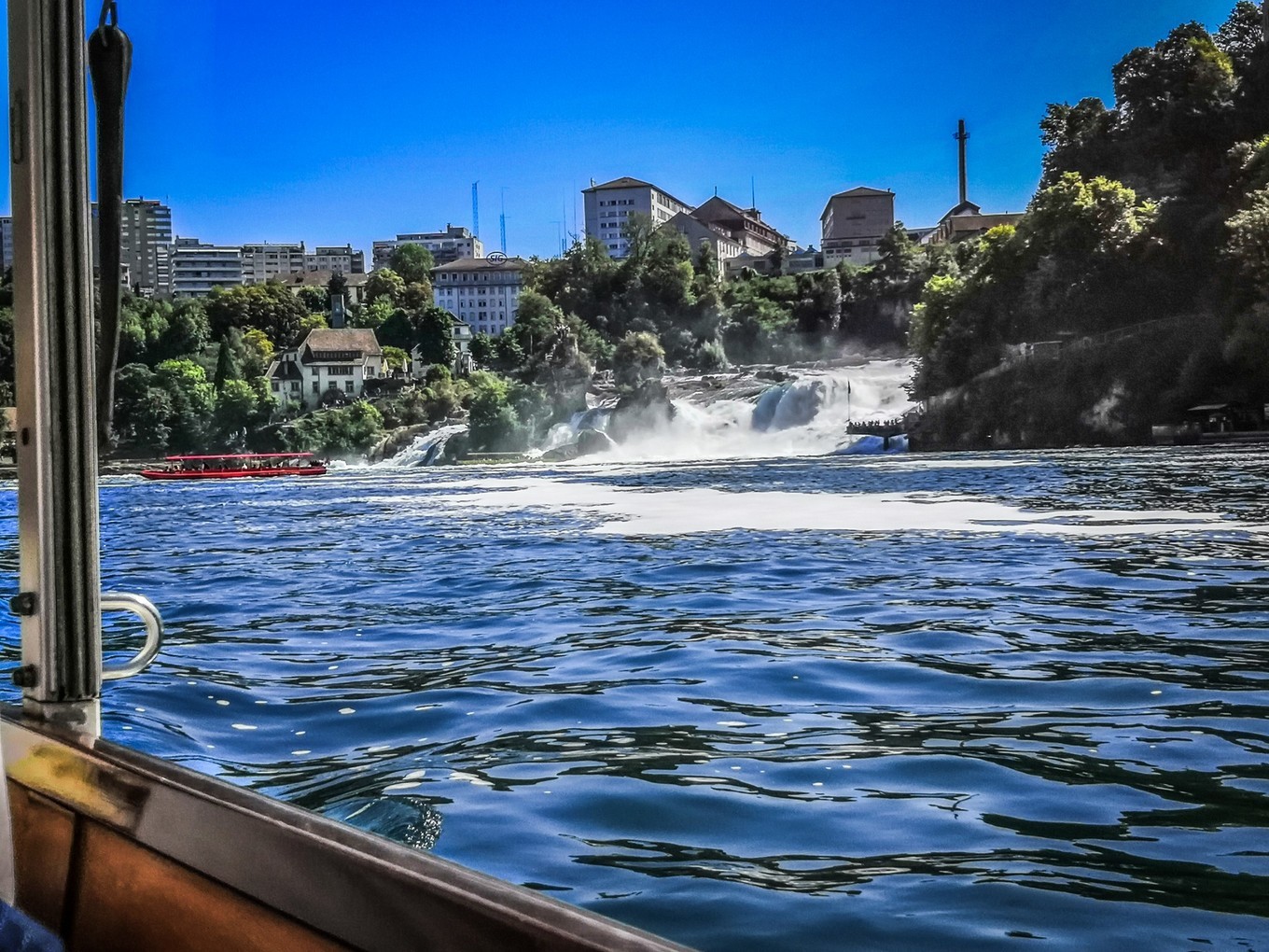 德国莱茵河畔最美小镇,莱茵河边施泰因小镇