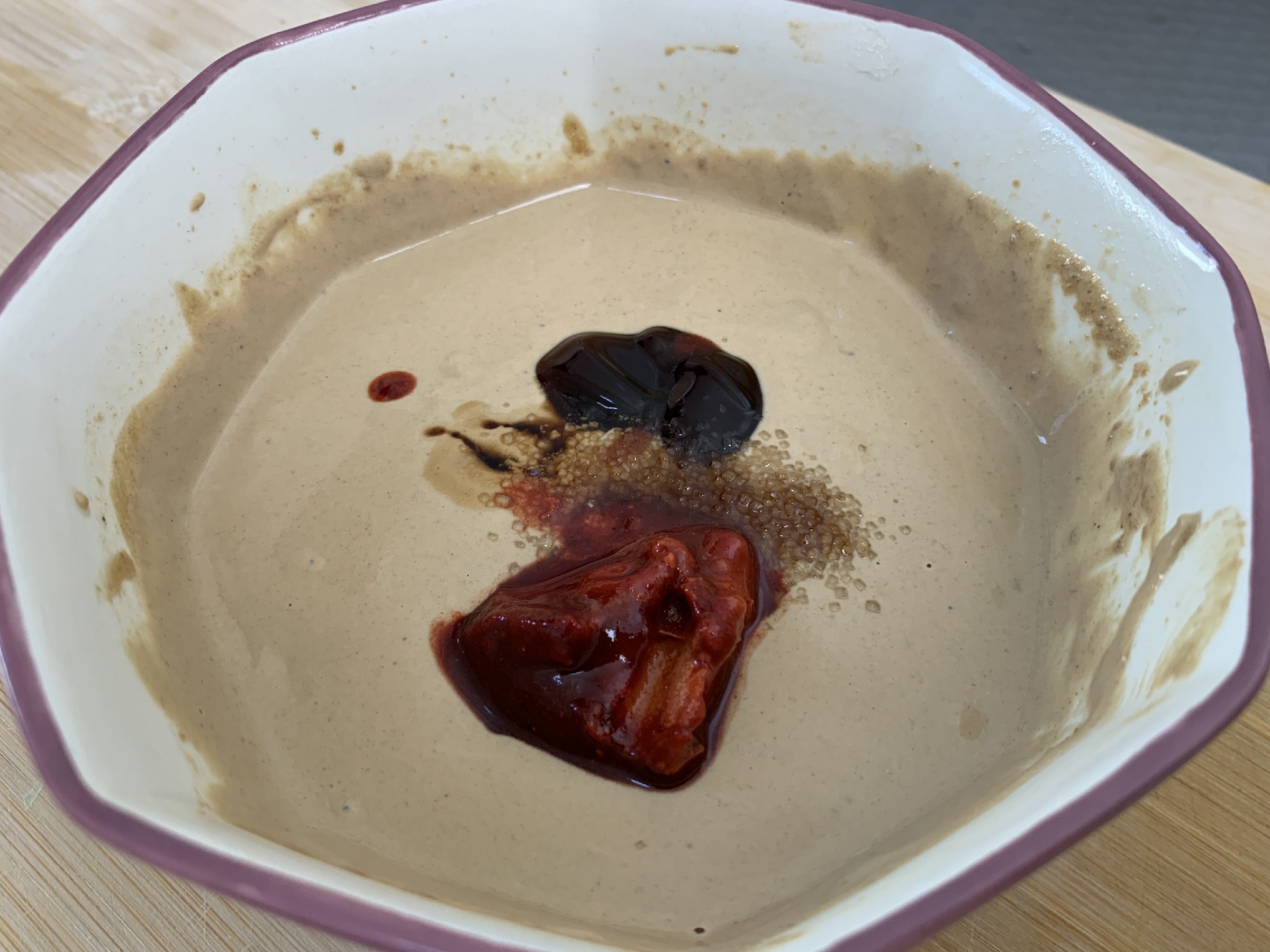 调芝麻酱使用开水还是凉白开,调芝麻酱用色拉油