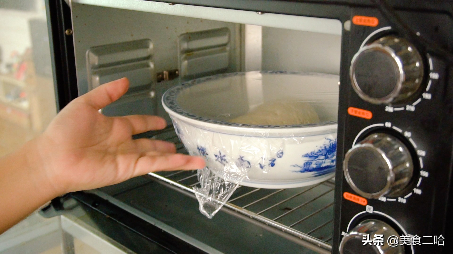 天气冷面粉如何发酵,天气冷面团发快的办法