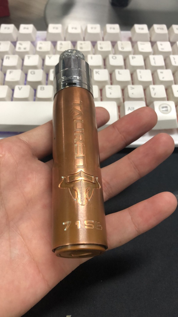 请先抬起你的“脚”，再进*子烟电**的“门”。