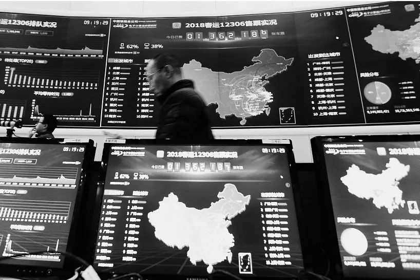 两月狂收几十万,这群黄牛才是隐藏的技术流