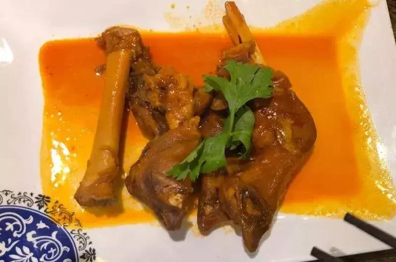 重庆旅游6天5晚团购价含往返机票,重庆出发1000元4天3晚的旅行