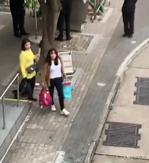 钟镇涛给妻子庆生,钟镇涛婚姻视频