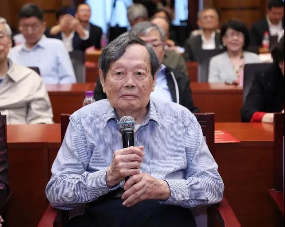 杨振宁制造的是哪两弹,两弹杨振宁参与制造了吗