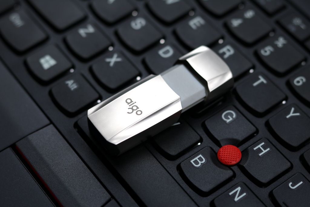 aigo固态u393评测,aigo固态u盘u395评测