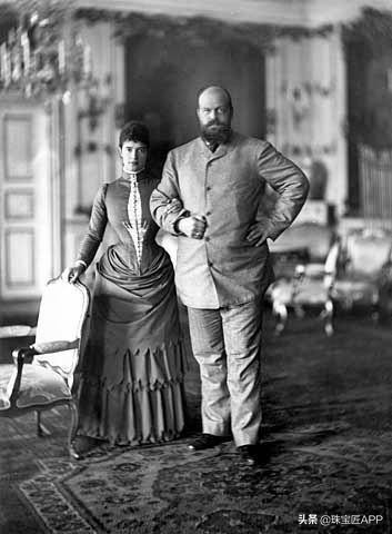 22岁丧子,英国王室觊觎她的珠宝,壕到闪瞎眼的俄国末代皇太后