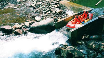 全国最刺激的漂流视频,最刺激漂流全程视频