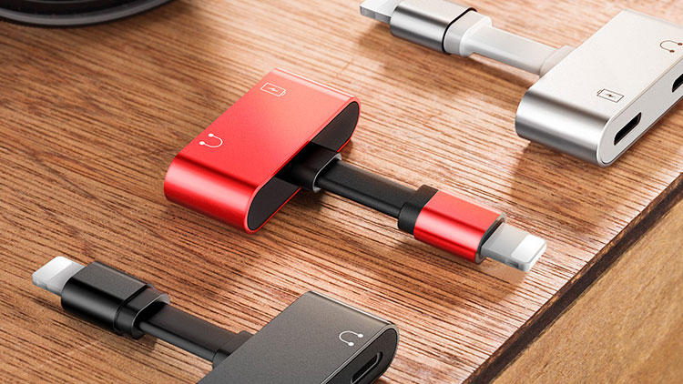 苹果转换头边充电边听歌,苹果用转换接头边听歌边充电好吗