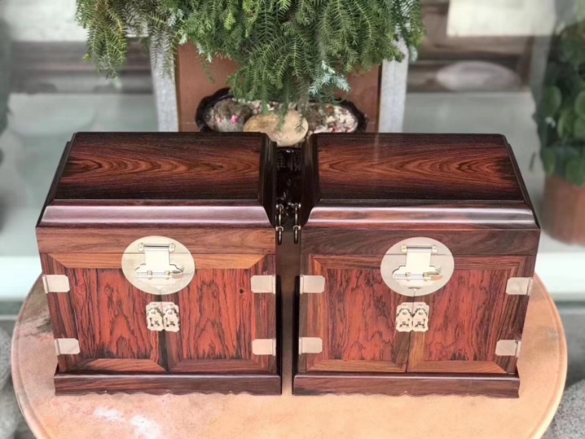 红木家具掉色是买到假货了吗,红木家具掉色怎么办擦什么好一点