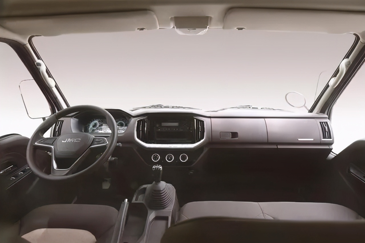 东风轻卡和江铃轻卡哪个质量好,江淮轻卡车和江铃轻卡车谁好