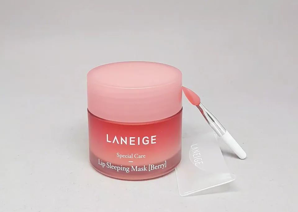 润唇膏测评前十,冬天嘴唇干裂用什么唇膏