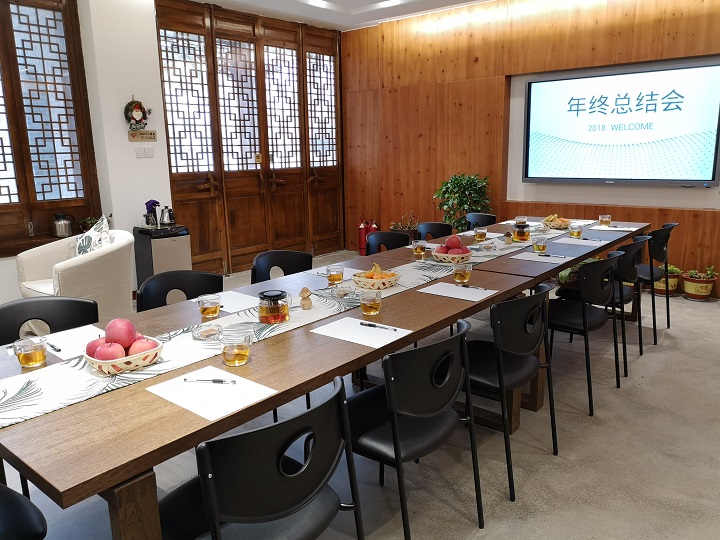 来袁家村花田月下住民宿,咥陕西美食、泡酒吧,逛民俗!