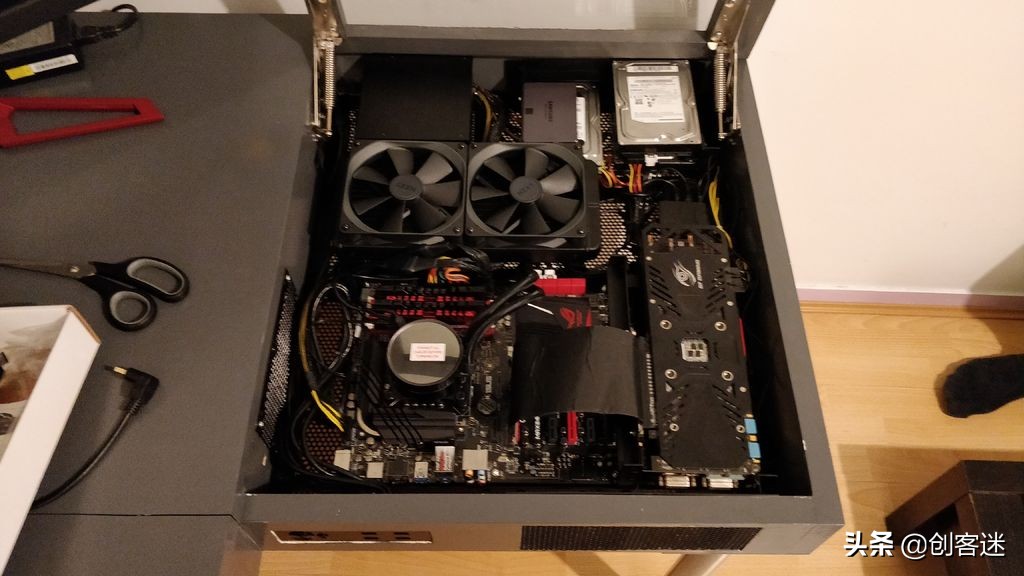 自己动手做一个节省空间的电脑桌,自制内藏电脑桌最全教程