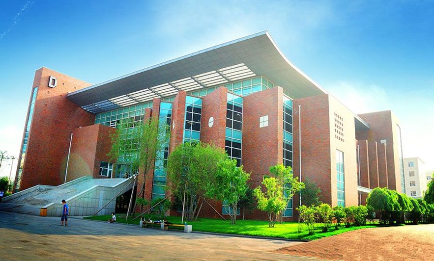 因为热爱所以执着努力学习,因为热爱所以执着做教育